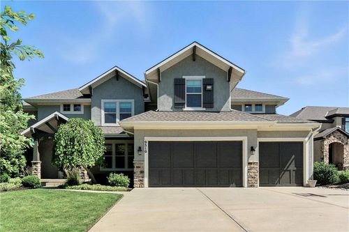 9510 W 151st Ter, Overland Park, KS, 66221-8239 | Card Image