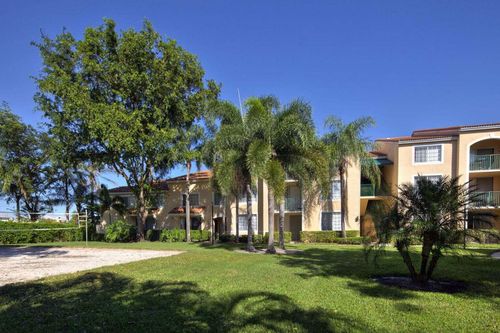 apt-107-1743 Village Blvd, West Palm Beach, FL, 33409-2069 | Card Image