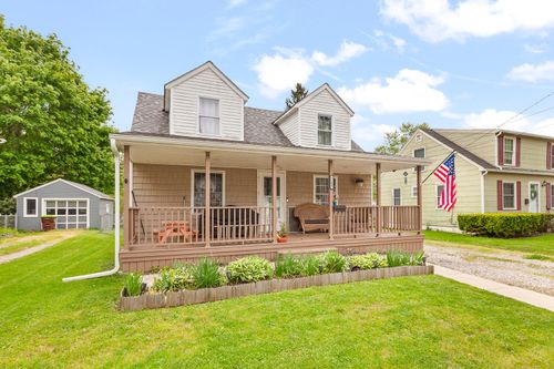 1109 Petoskey Ct, Adrian, MI, 49221-3123 | Card Image