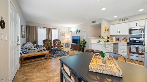 unit-101-3123 Key Largo Dr, Las Vegas, NV, 89120-5276 | Card Image