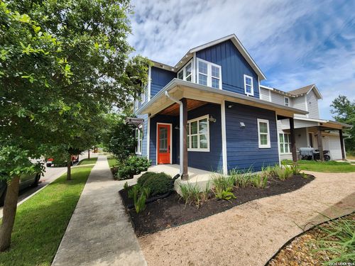 1158 Hauptstrasse, New Braunfels, TX, 78130-6511 | Card Image