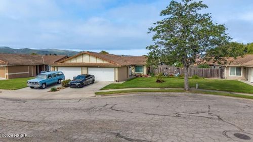 923 N N Pl, Lompoc, CA, 93436-4070 | Card Image