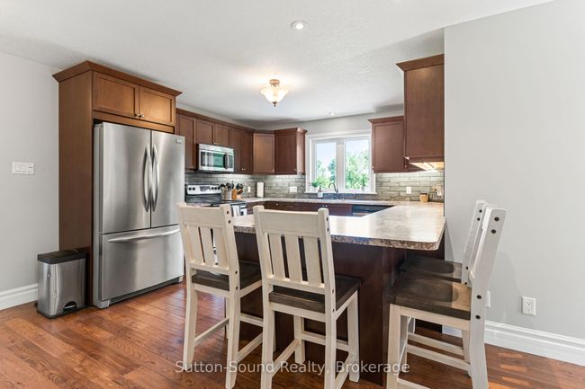 782801 3 Sideroad, House other with 4 bedrooms, 4 bathrooms and 25 parking in Chatsworth ON | Image 11