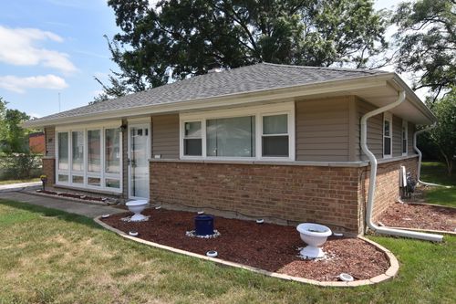 317 Mohawk St, Park Forest, IL, 60466-1907 | Card Image