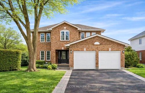 26 Tanner Cres, Kanata, ON, K2K2M7 | Card Image