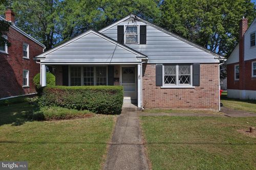 25 E Summit St, SOUDERTON, PA, 18964-1338 | Card Image