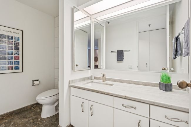 1305 - 680 N Lake Shore Dr, Condo with 3 bedrooms, 3 bathrooms and 1 parking in CHICAGO IL | Image 20