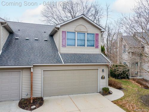 282 Stratford Ln, Lake Orion, MI, 48360-1352 | Card Image