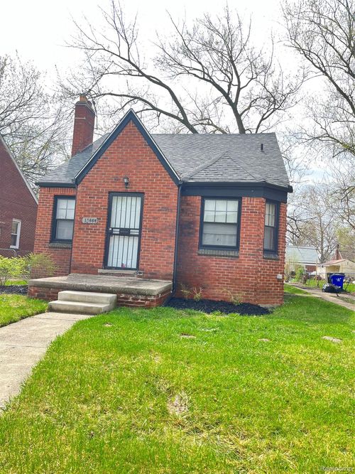 15494 Mapleridge St, Detroit, MI, 48205-3029 | Card Image
