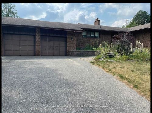 101 Putting Green Cres, Kleinburg, ON, L0J1C0 | Card Image