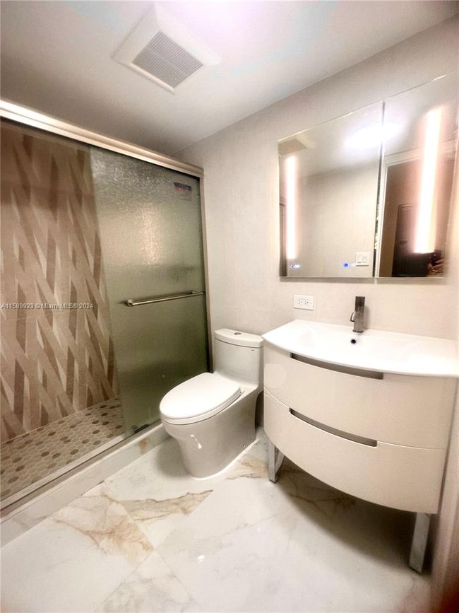 619 - 290 174th St, Condo with 3 bedrooms, 3 bathrooms and null parking in Sunny Isles Beach FL | Image 24