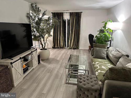 103 Shannon Dr, NORTH WALES, PA, 19454-4017 | Card Image