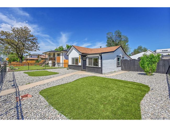 3064 S Galapago St, House other with 3 bedrooms, 1 bathrooms and null parking in Englewood CO | Image 4