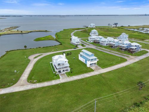 10814 Sweetwater Cove Blvd, Galveston, TX, 77554 | Card Image