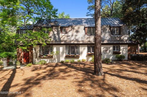 100 S Ridge St, Southern Pines, NC, 28387-6130 | Card Image