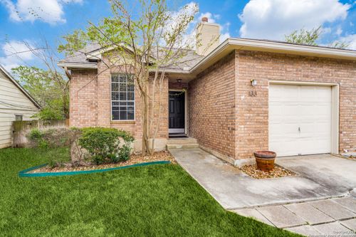 133 Whisper Way, Boerne, TX, 78006-2973 | Card Image
