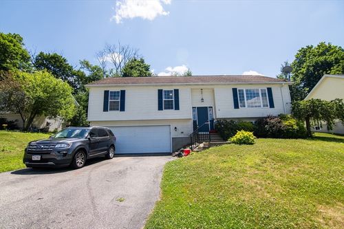 8 Sullivan St, Spencer, MA, 01562-2022 | Card Image