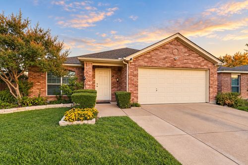 3308 Knoll Trl, Balch Springs, TX, 75180-2389 | Card Image