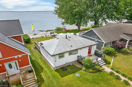 12075 Augustine Rd, Wainfleet, ON, L0S1V0 | Card Image