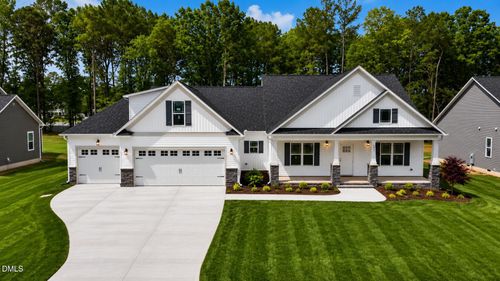 243 Seahawk Way, Zebulon, NC, 27597-5555 | Card Image