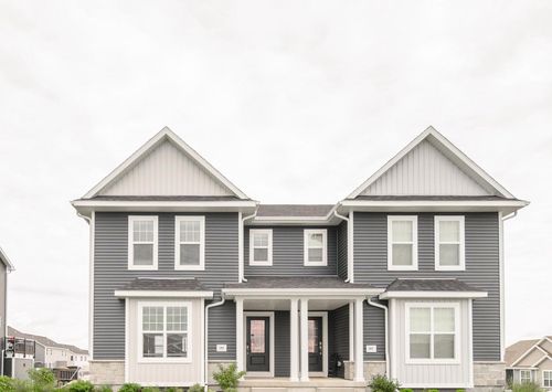 203 Breunig Blvd, WAUNAKEE, WI, 53597-8738 | Card Image