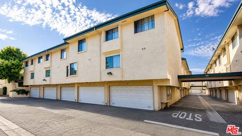 36-7137 Shoup Ave, West Hills, CA, 91307-2358 | Card Image