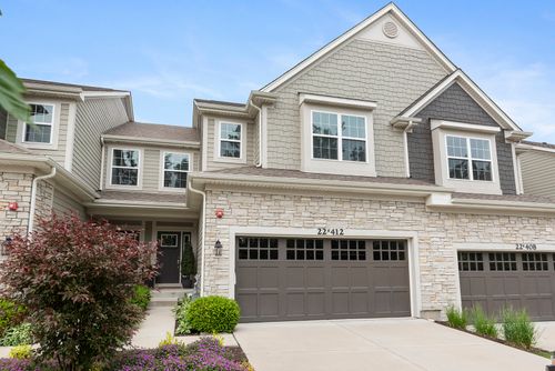 22W412 Autumn Blaze Dr, Glen Ellyn, IL, 60137-7242 | Card Image