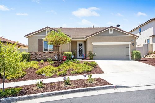 28727 Clearview St, Murrieta, CA, 92563-7497 | Card Image