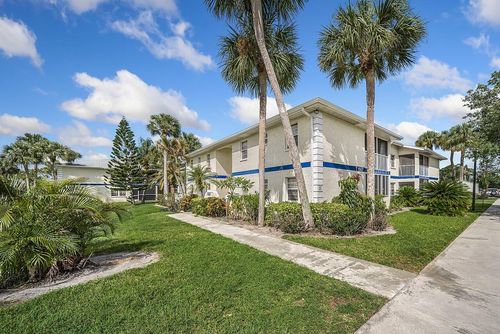 102-1507 Se Royal Green Circle, Port St Lucie, FL, 34952 | Card Image