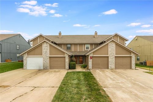 apt-c-408 Ne 6th St, Blue Springs, MO, 64014-6614 | Card Image