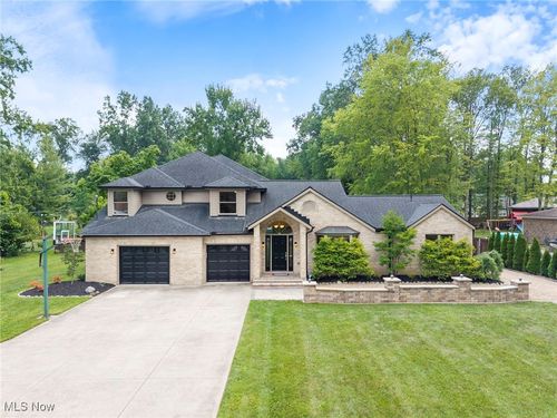 32155 Mills Rd, Avon, OH, 44011-2757 | Card Image