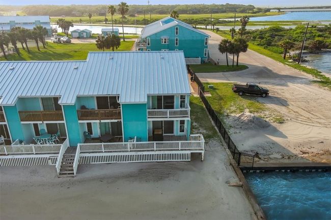 APT-101 - 2292 N Fulton Beach Rd, Condo with 3 bedrooms, 3 bathrooms and null parking in Rockport TX | Image 28