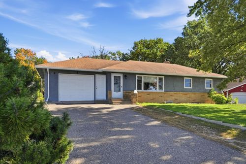 7549 University Ave Ne, Fridley, MN, 55432-2615 | Card Image