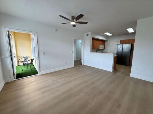 201-201 Belmont Ln, North Lauderdale, FL, 33068-4257 | Card Image