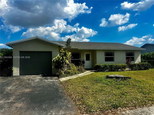 401 83rd Way, Pembroke Pines, FL, 33024-6627 | Card Image