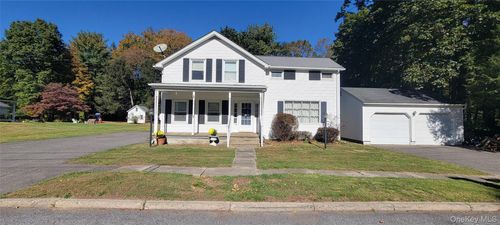 22 Washington Ave, Highland, NY, 12528-1204 | Card Image