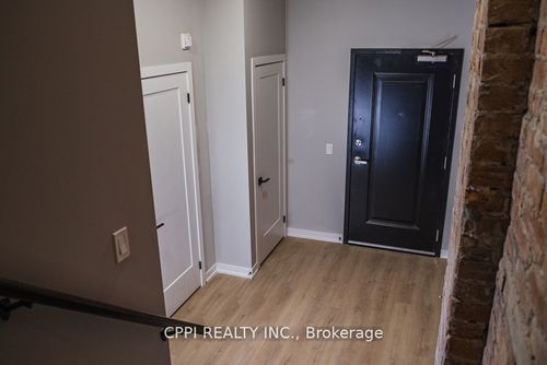 216-140 Simcoe St, Peterborough, ON, K9H0K5 | Card Image