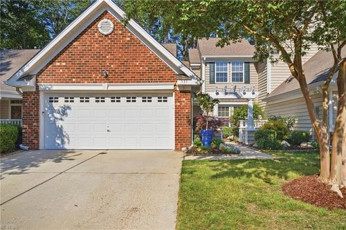 531 Shoreline Rd, Carrollton, VA, 23314-3367 | Card Image