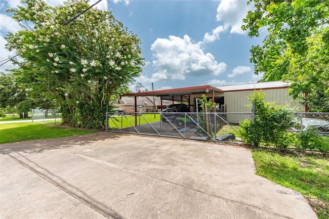15631 Fir Rd, House other with 3 bedrooms, 2 bathrooms and 6 parking in Santa Fe TX | Image 36