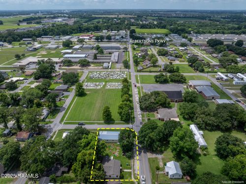 229 Saint Deporres St, Broussard, LA, 70518-4847 | Card Image