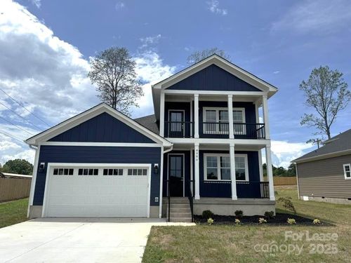 8086 Blackwood Rd, Denver, NC, 28037-8529 | Card Image