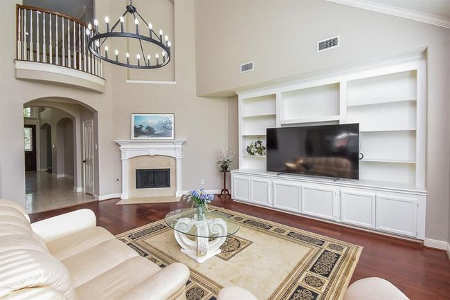 7111 Morrow Ct, House other with 5 bedrooms, 4 bathrooms and 3 parking in Sugar Land TX | Image 15