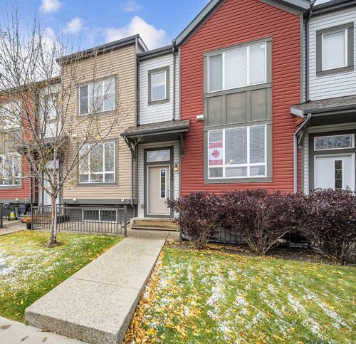 690 Copperpond Blvd Se, Calgary, AB, T2Z5B9 | Card Image