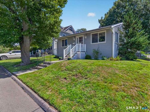 43 Chester St, Milford, CT, 06460-7422 | Card Image