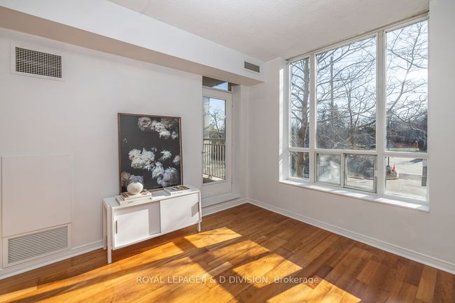 207 - 485 Rosewell Ave, Condo with 1 bedrooms, 1 bathrooms and 1 parking in Toronto ON | Image 8