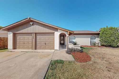 6225 Sunnybrook Dr, Watauga, TX, 76148-3237 | Card Image