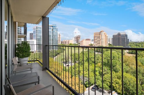 apt-11d-3310 Fairmount St, Dallas, TX, 75201-1239 | Card Image