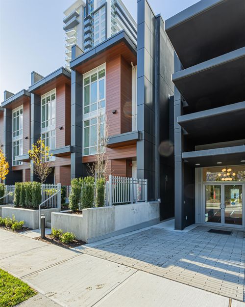 8539 201 St, Langley, BC, V2Y3Y5 | Card Image