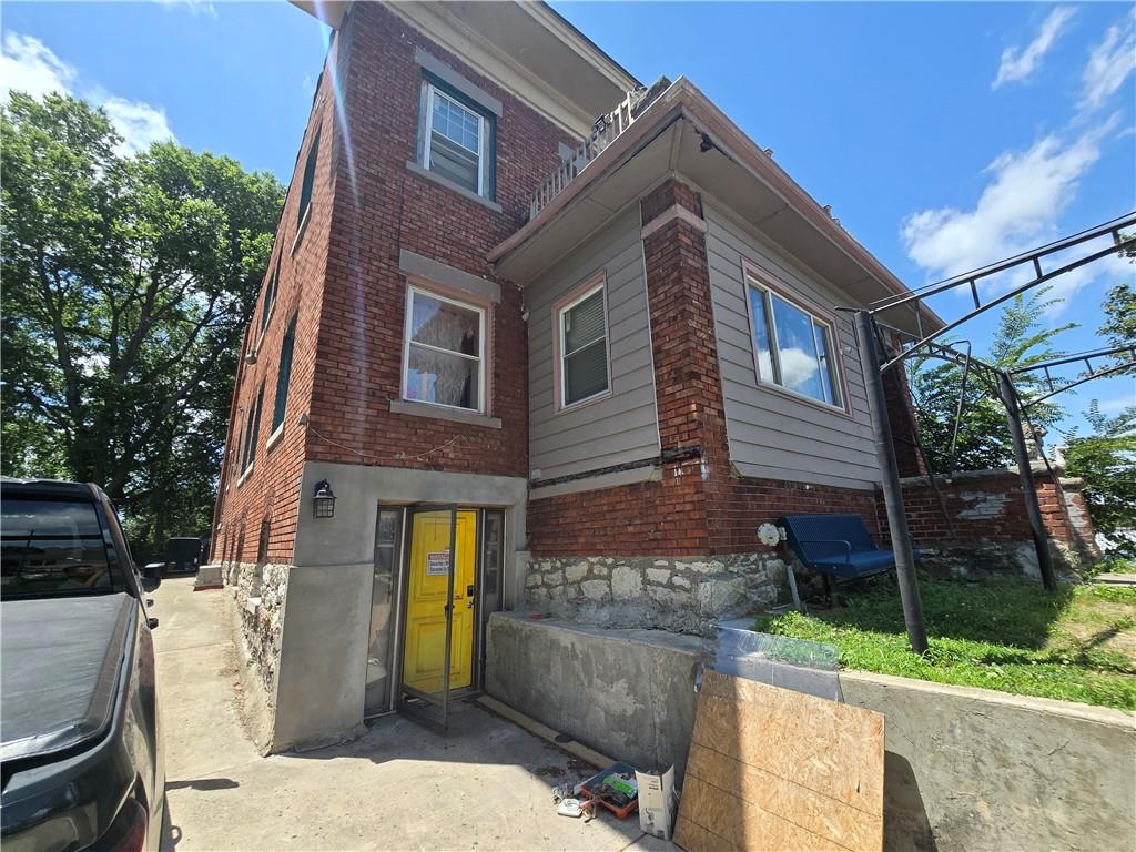 Independence Ave, Kansas City, MO 64124