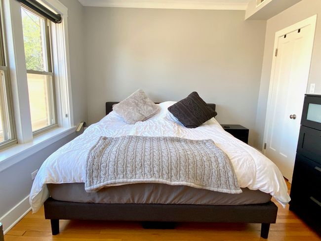 APT-3E - 1702 W Catalpa Ave, Home with 2 bedrooms, 1 bathrooms and null parking in Chicago IL | Image 10